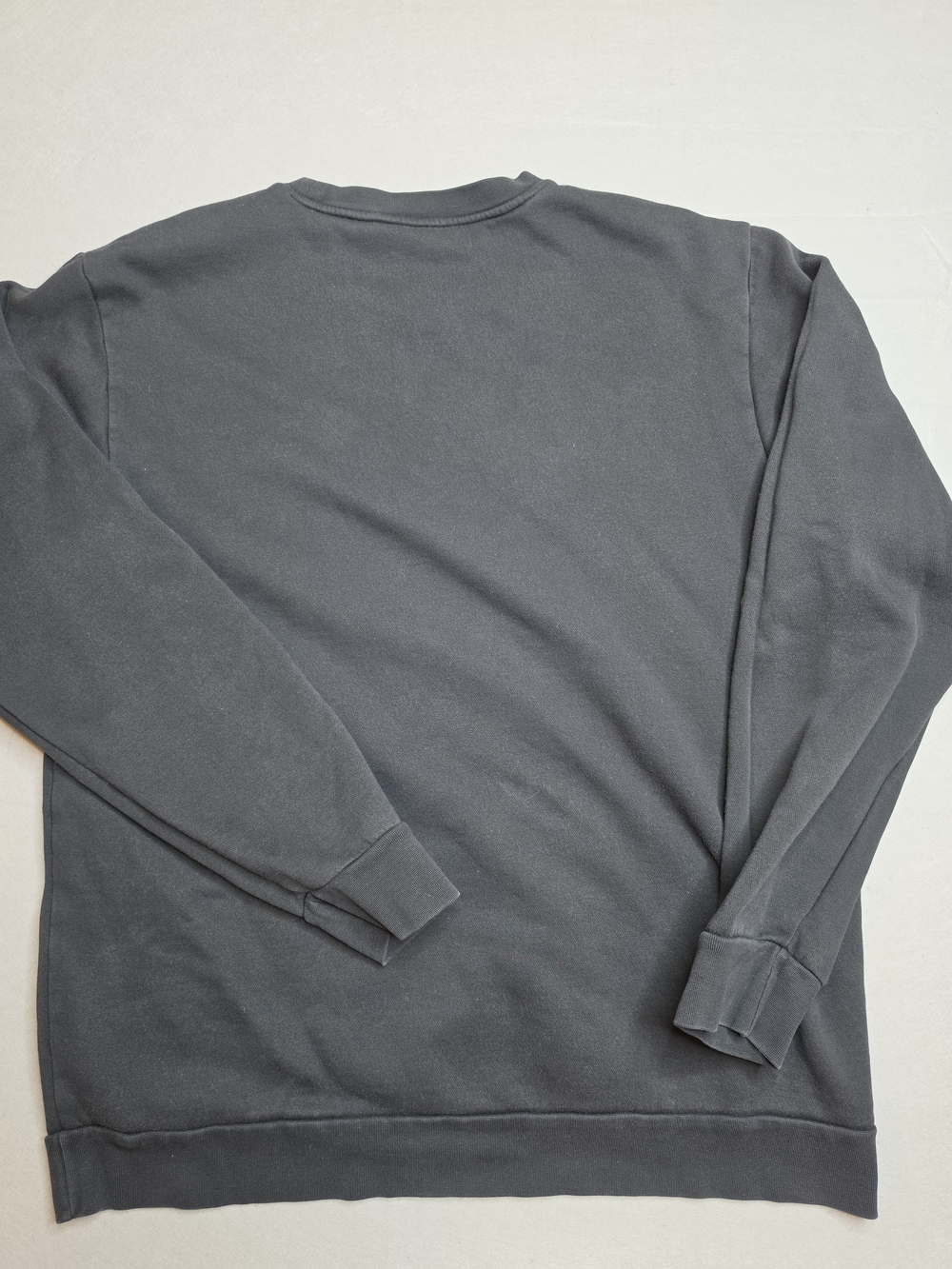 Adidas‎ Grey Logo Crewneck Sweatshirt - Large - Picture 6 of 6